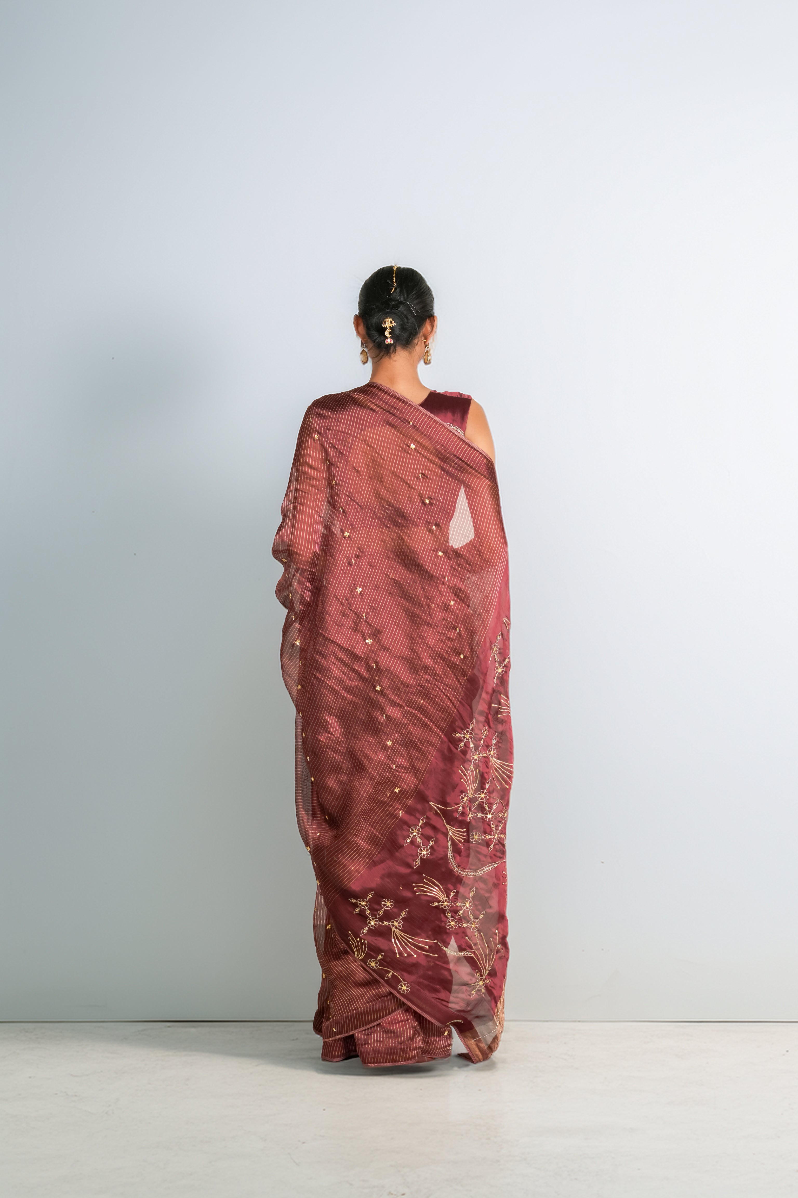 The Dagina| Brown Saree