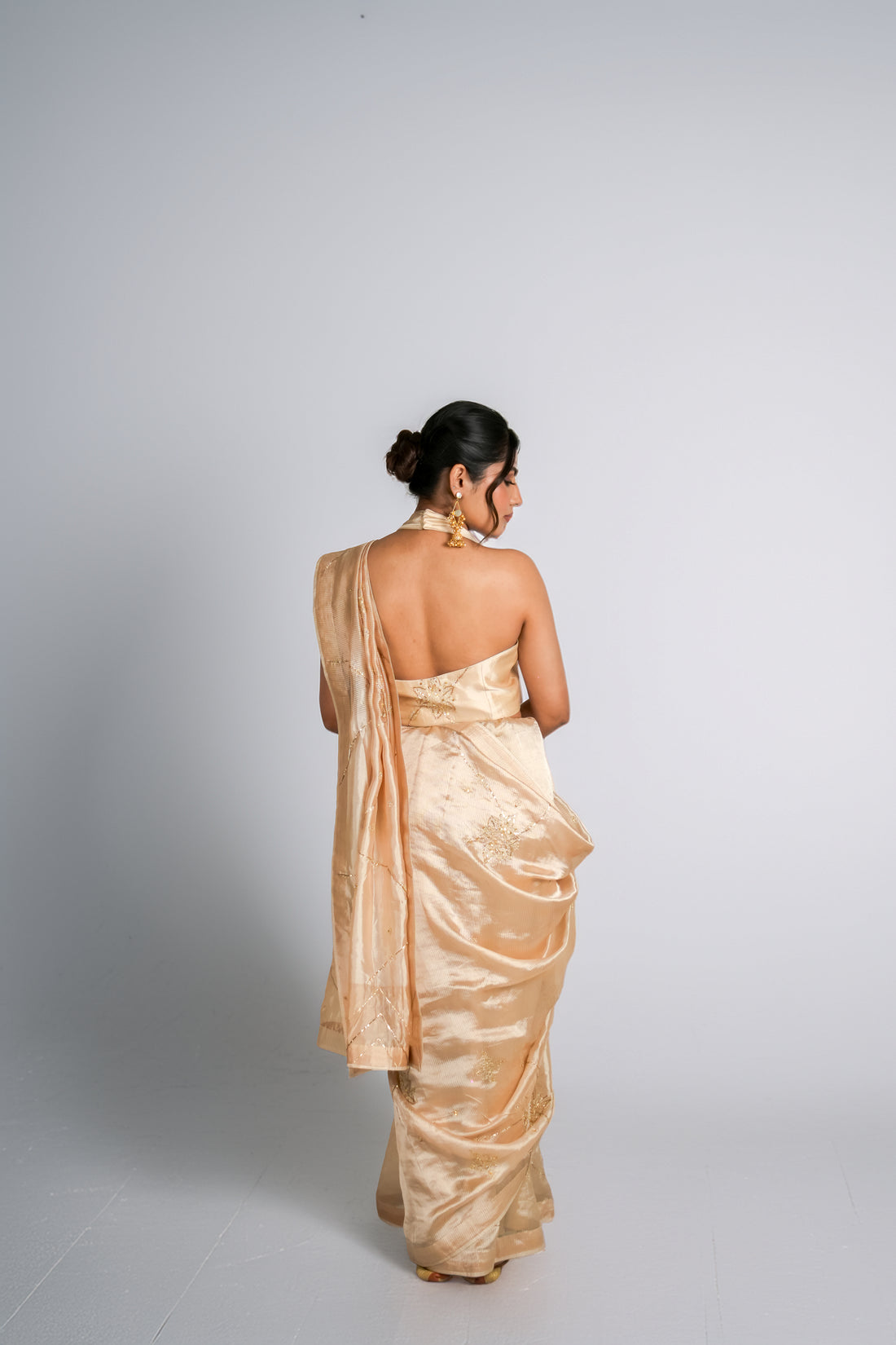 The Dagina| Off White Saree