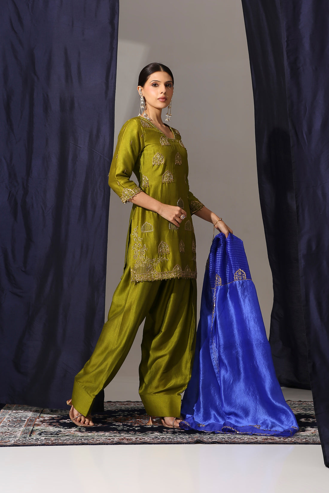 Mehendi Green Bamber Silk Straight Suit Set with Organza Tissue Dupatta