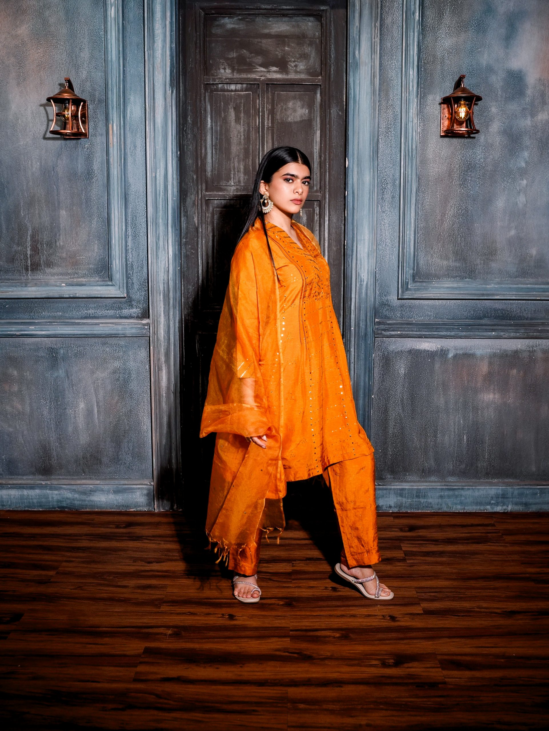 Silk Elegace set with organza Dupatta