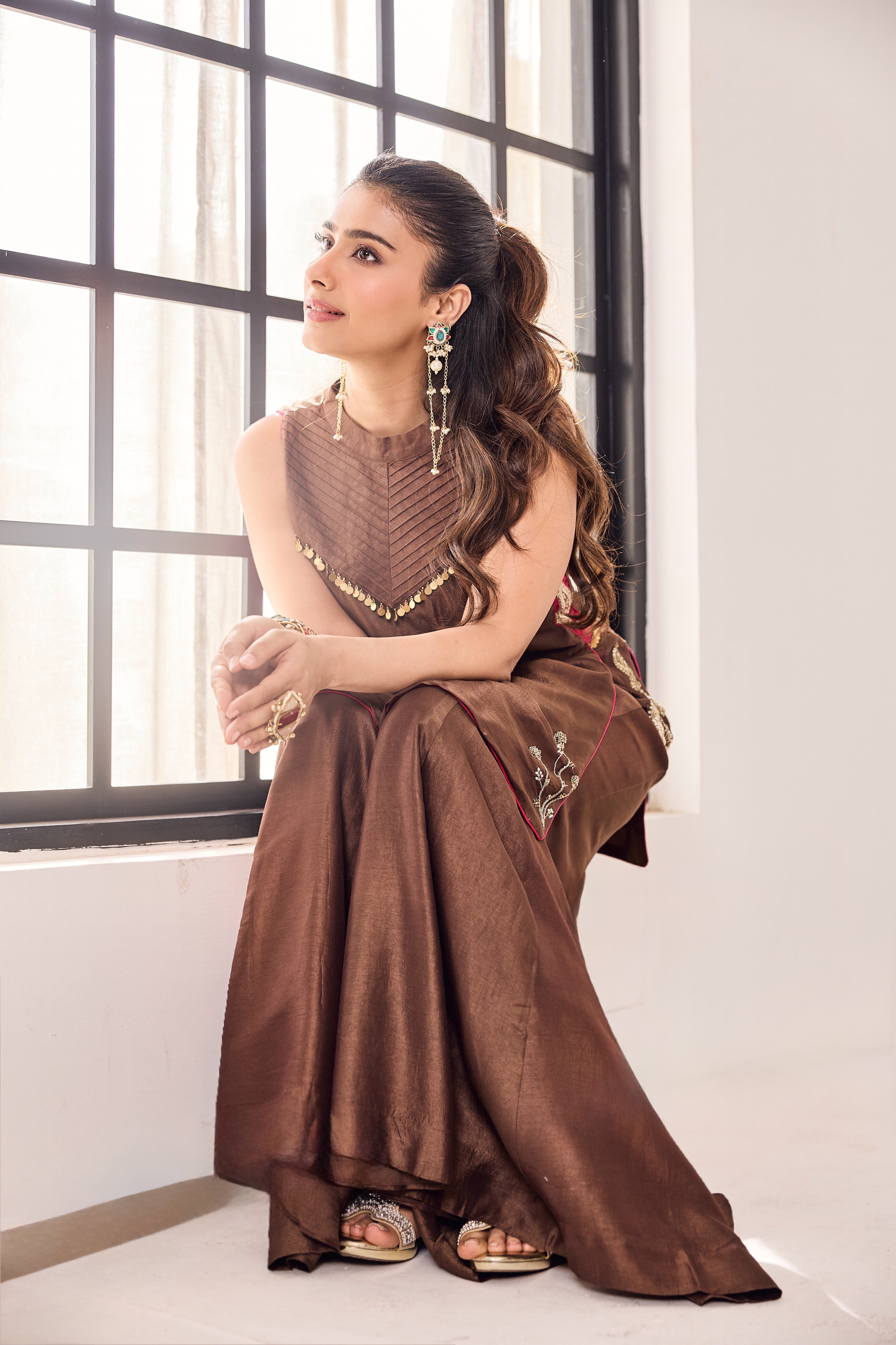 Nayab Midha in Brown-Pink Halter Neck Set