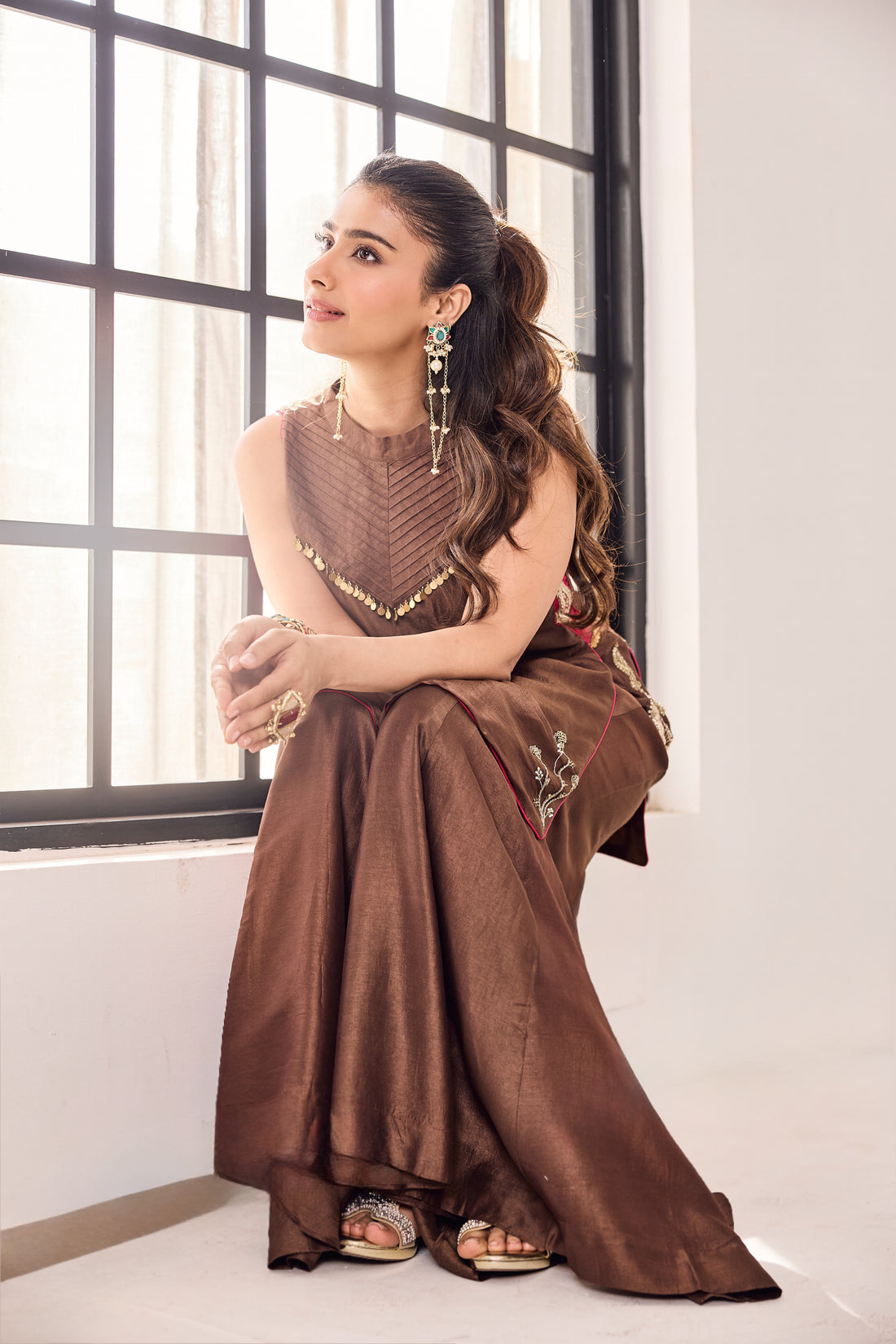 Nayab Midha in Brown-Pink Halter Neck Set