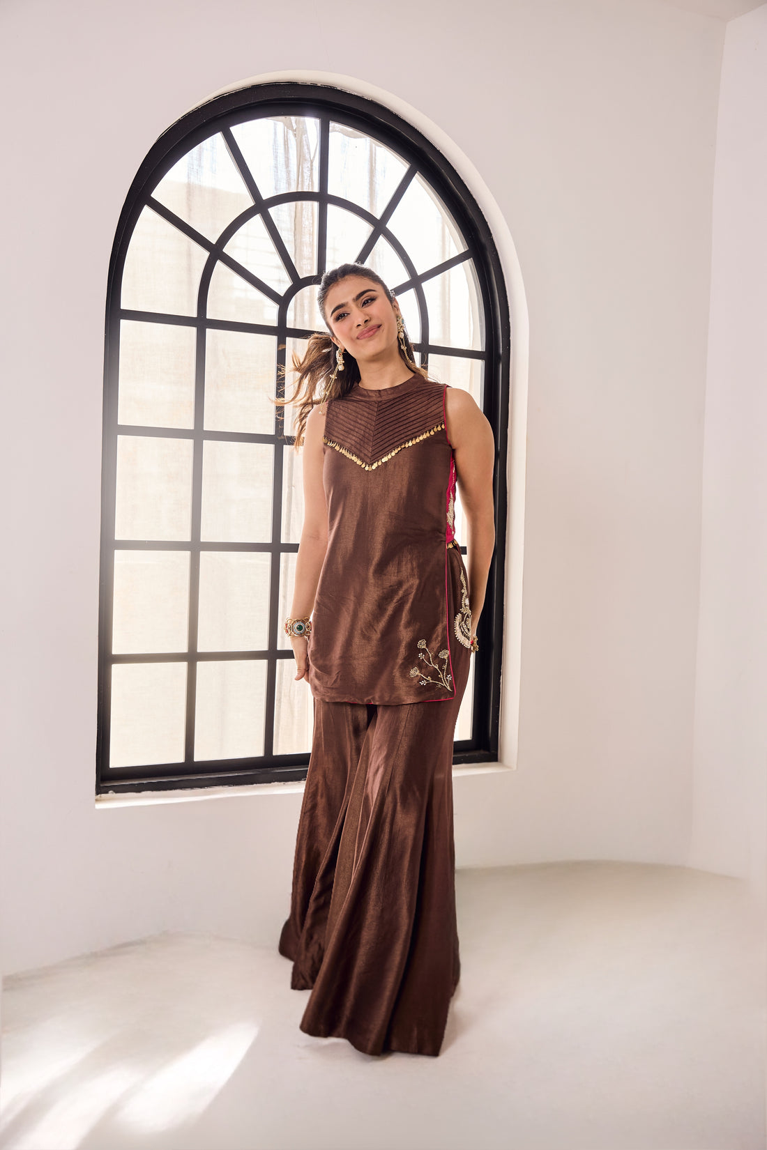 Nayab Midha in Brown-Pink Halter Neck Set